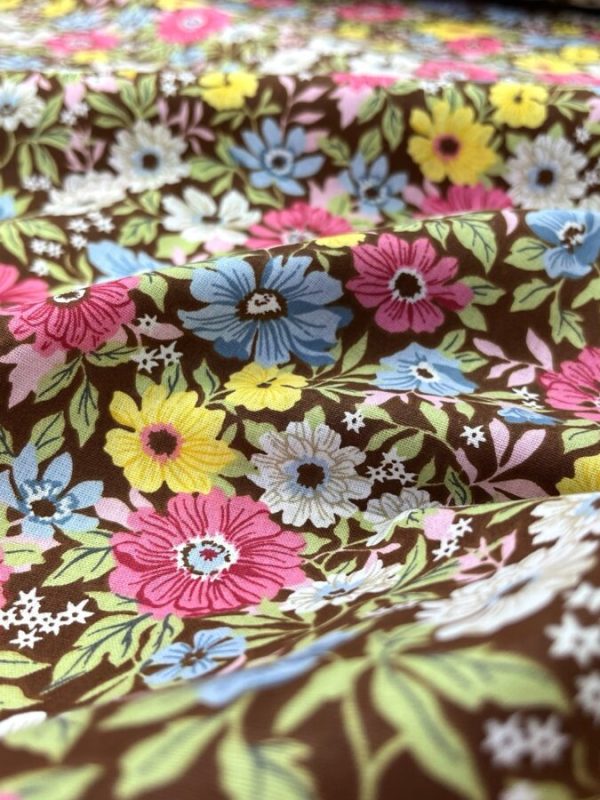 birlik1952 poplin kumaş basma sümerbank çıtır çiçek kumaş bandana kumaşı fabric cotton whosale blossom garden bahçe kahve brown