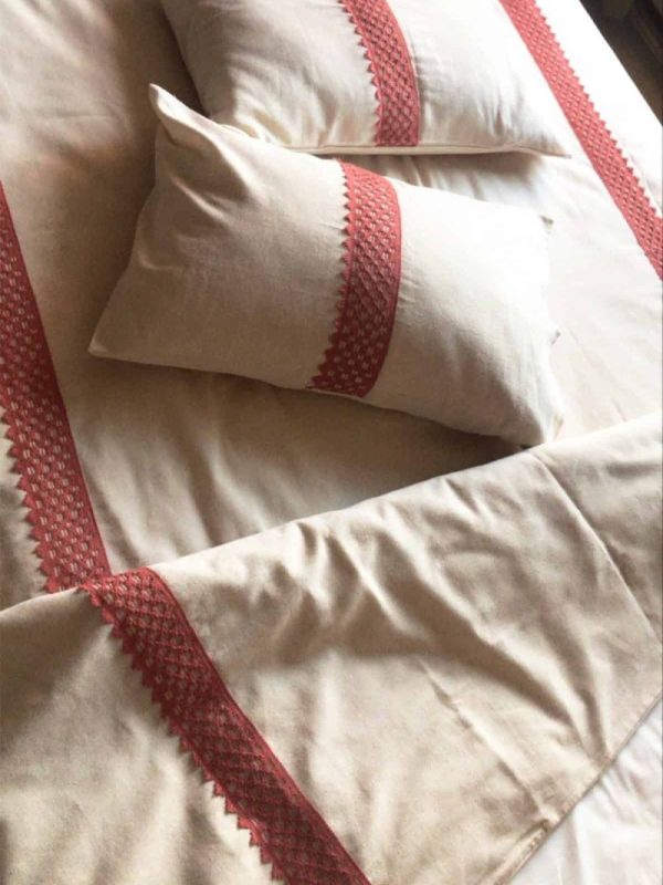 birlik1952 püsküllü organik yıkanmış keten washed linen fabric nevresim seti otantik buldan babadağ işhanı el emeği handmade traditional bed linen set otantik dantel terracota kiremit