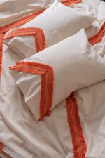 birlik1952 püsküllü organik yıkanmış keten washed linen fabric nevresim seti otantik buldan babadağ işhanı el emeği handmade traditional bed linen set otantik turuncu orange püskül