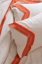 birlik1952 püsküllü organik yıkanmış keten washed linen fabric nevresim seti otantik buldan babadağ işhanı el emeği handmade traditional bed linen set otantik turuncu orange püskül
