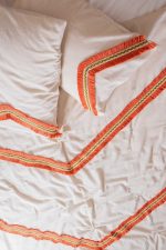 birlik1952 püsküllü organik yıkanmış keten washed linen fabric nevresim seti otantik buldan babadağ işhanı el emeği handmade traditional bed linen set otantik sarı turuncu orange püskül