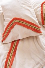 birlik1952 püsküllü organik yıkanmış keten washed linen fabric nevresim seti otantik buldan babadağ işhanı el emeği handmade traditional bed linen set otantik sarı turuncu orange püskül