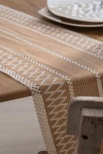 birlik1952 keten runner masa örtüsü table cloth linen otantik traditional dekoratif ev tekstili krem dantel eteği püsküllü bej cappicino beige