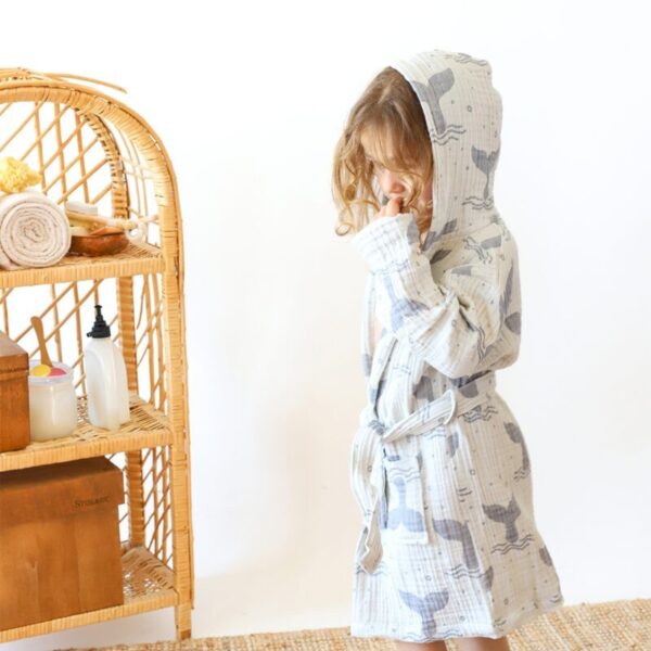 birlik1952 3 kat müslin kumaş gauze bathrobe robe bornoz baby child baskılı printed whosale jakarlı jaquard toptan tekstil denizli whale tail balina kuyruk