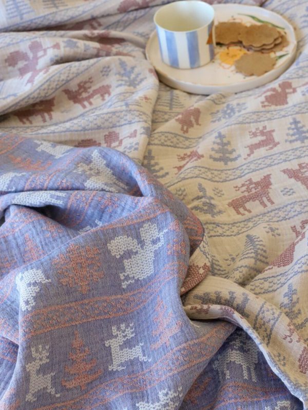 birlik1952 3 kat jakarlı jaquard müslin yatak örtüsü pike bedspread 4 layer gauze muslin swaddle cotton whosale christmas deer geyik