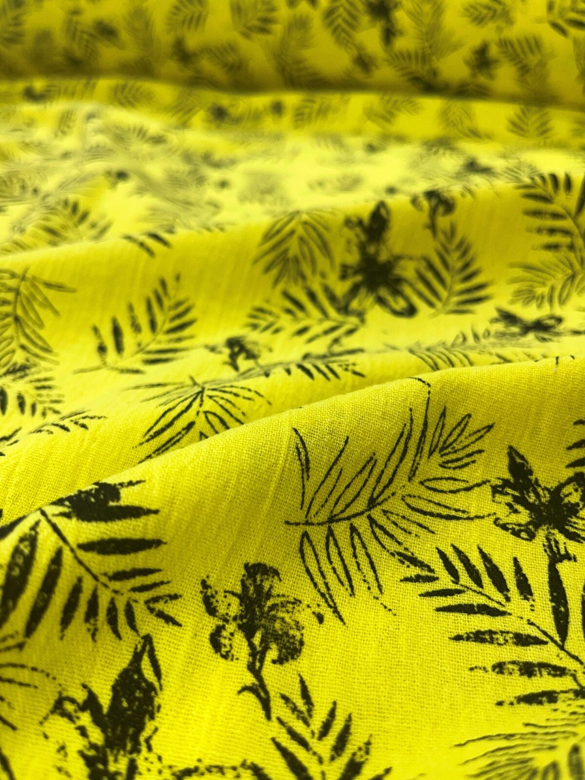 birlik1952 şile bezi buldan fabric naturel whosale kumaş rize pamuklu elbiselik elbise kumaşı baskılı printed sarı yaprak yellow
