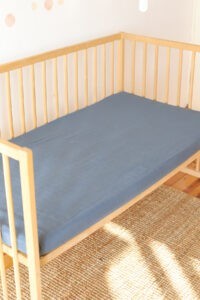 birlik1952 bebek çocuk baby child muslin çarsaf müslin lastikli bed sheet fitted whosale toptan baby crib indigo mavi blue