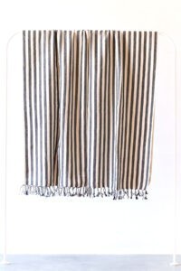 birlik1952 black loom kara tezgah el tezgahı peştemal hand made buldan kızılcabölük beach towel pesthemal çizgili striped black siyah