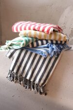 birlik1952 black loom kara tezgah el tezgahı peştemal hand made buldan kızılcabölük beach towel pesthemal çizgili striped all in one hepsi