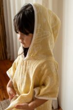 birlik1952 miniyo gezegenler müslin kumaş fabric jaquard jakarlı gauze child panço poncho cotton pamuk sarı yellow