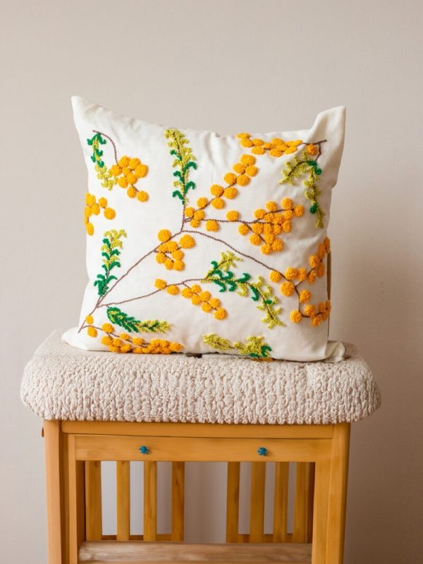 birlik1952 punch panç kırlent yastık kılıfı pillow case personalized embroiedryart nakış el işi hand made mimosa mimoza