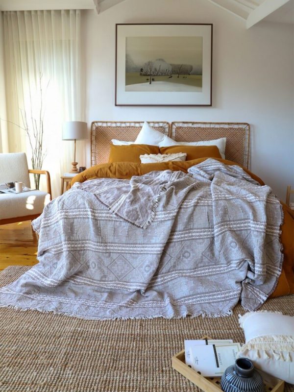 birlik1952 bedspread jaquard jakarlı bed swaddle battaniye etnik desen ethnic pamuk cotton pike pique whosale turkey yatak örtüsü bej kahve beige