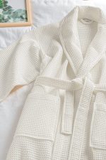 birlik1952 home1961 elmas petek pike banyo bornoz bathrobe robe bath turkish cotton hand towel set gift box hediye kutulu bornoz seti pamuklu el havlusu krem cream