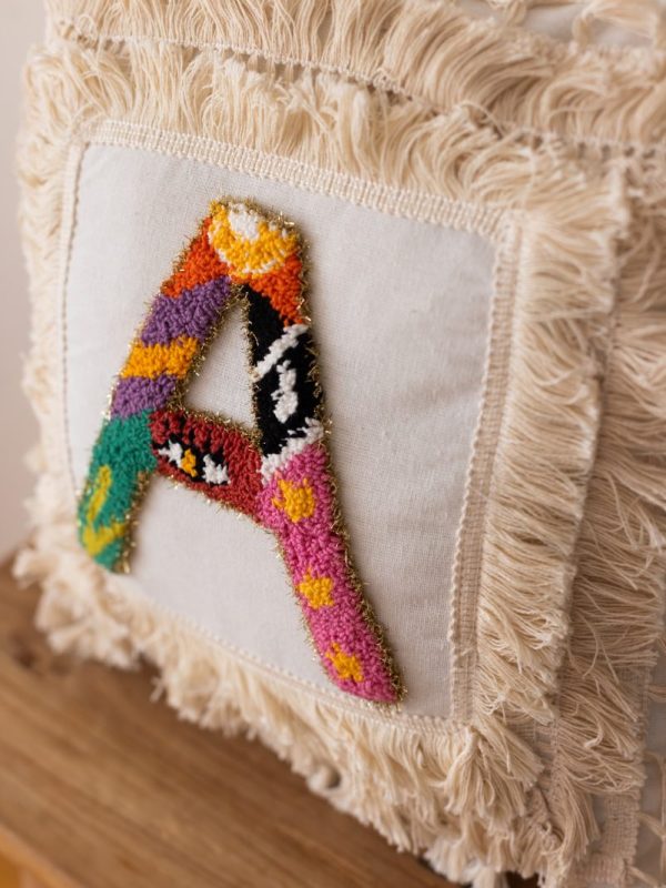 birlik1952 punch needle kırlent pillow case hand made el yapımı boho bohem linen yastık kılıfı kişiselleştime personalized harf letter