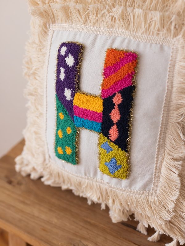 birlik1952 punch needle kırlent pillow case hand made el yapımı boho bohem linen yastık kılıfı kişiselleştime personalized harf letter